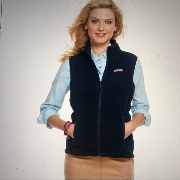 Vineyard Vines Navy Westerly Vest - Picture 1 of 6